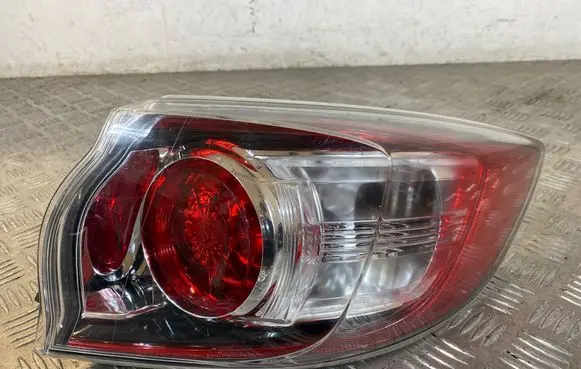 Mazda 3 II Rear/tail lights BBN751150 K2442