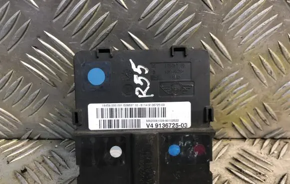Mini One - Cooper Clubman R55 Fuse box set 9136725