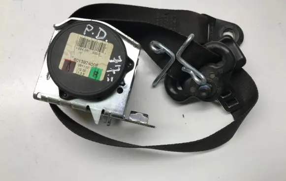 Ford Focus C-MAX Front seatbelt 601597400E 3M51R61294AF