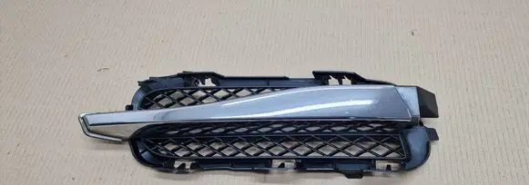 Jaguar XF X250 Front bumper lower grill 8X2315K232BC