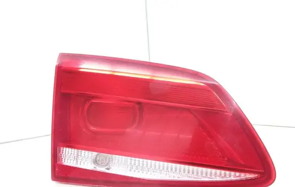 Volkswagen PASSAT B7 Tailgate rear/tail lights 3AF945093B