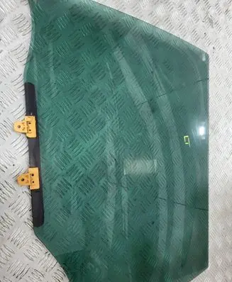 Nissan Terrano Rear door window glass