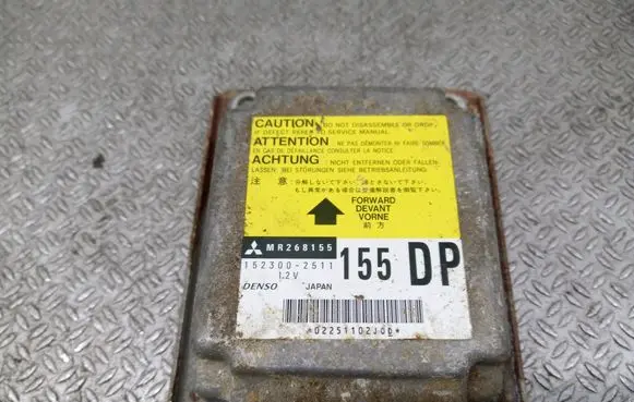 Mitsubishi Space Runner Airbag control unit/module 1523002511