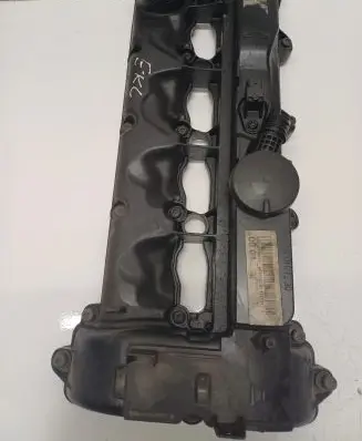 Mercedes-Benz E W212 Rocker cam cover A65101101230