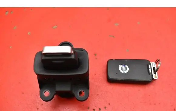 Volvo S60 Ignition lock 30791678