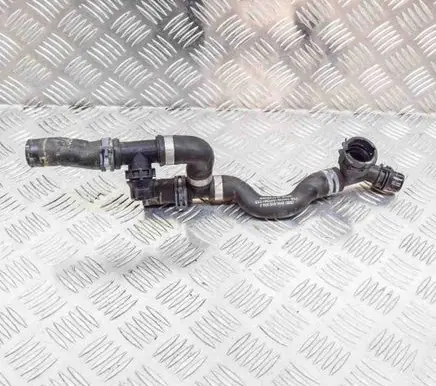 Audi A4 S4 B9 8W Engine coolant pipe/hose 8W0819334J