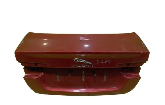 Jaguar XE Tailgate/trunk/boot lid 15AB19