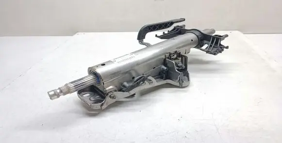 BMW 2 F46 Steering wheel axle 6864826 7046955