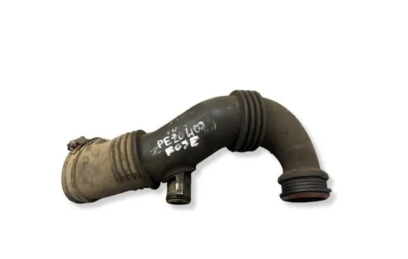 Peugeot 407 Air intake hose/pipe 9656953680