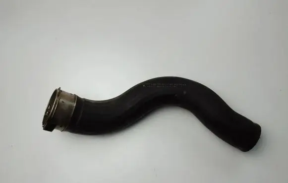 Ford Focus Intercooler hose/pipe JX616C646CB