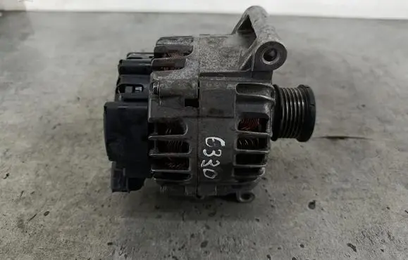 Peugeot 207 Generator/alternator V7576513802605106A