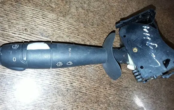 Renault Laguna II Wiper control stalk 8200002460