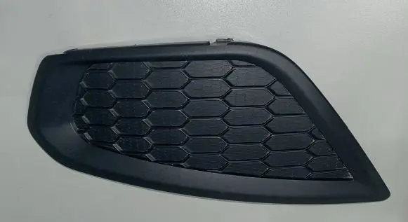 Volvo C30 Front fog light trim/grill 31298170 BP8BB