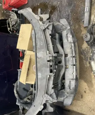 Volkswagen PASSAT B6 Radiator support slam panel