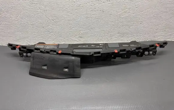 Opel Insignia A Top upper radiator support slam panel 13267350
