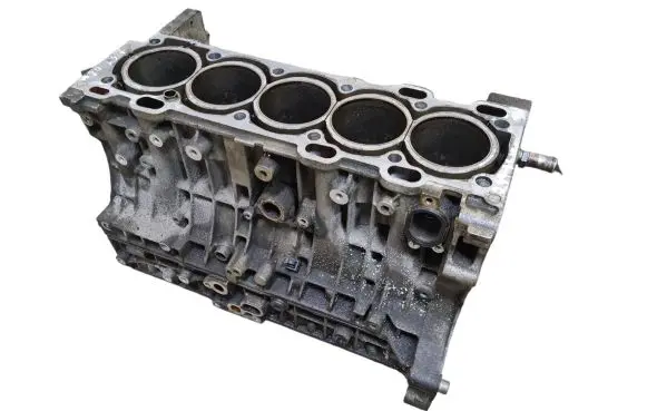 Volvo V70 Engine block 