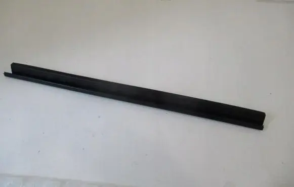 Peugeot Rifter Rubber seal rear door window/glass 9817234380