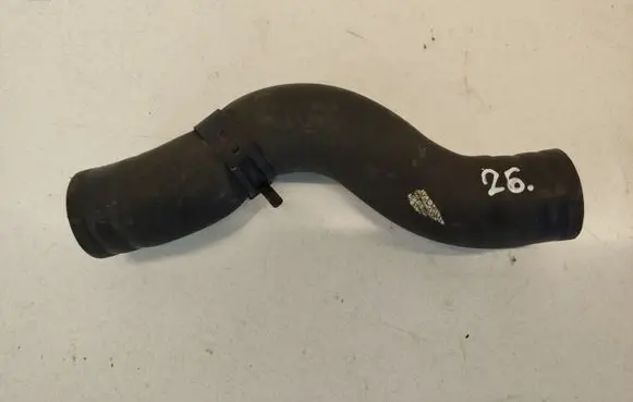 Nissan Qashqai+2 Engine coolant pipe/hose
