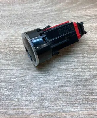 Lexus IS 220D-250-350 Engine start stop button switch 2842ATMIMB1 WithPlug