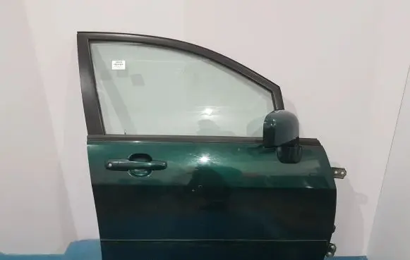 Suzuki Liana Front door ZY6