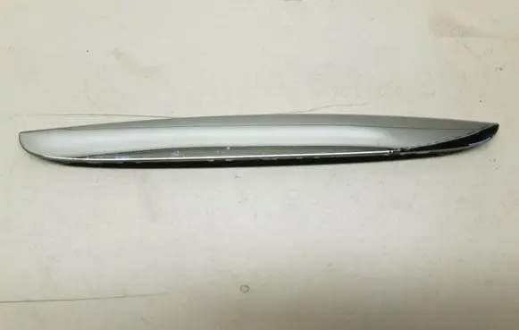 BMW 3 E90 E91 Bonnet/hood grill 22405910