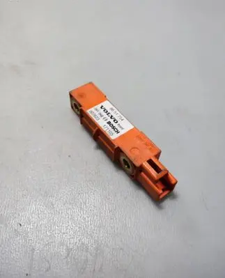 Volvo XC90 Airbag deployment crash/impact sensor 8651754 007623 171105