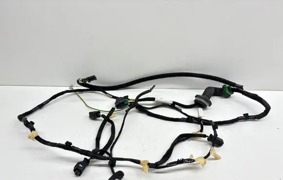 Peugeot 208 I Tailgate/trunk wiring harness 9804197880