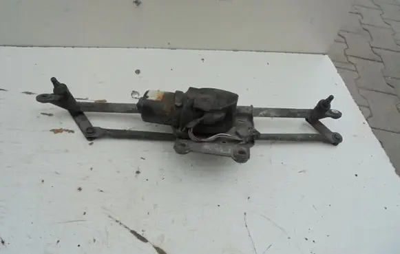 Peugeot 406 Front wiper linkage and motor