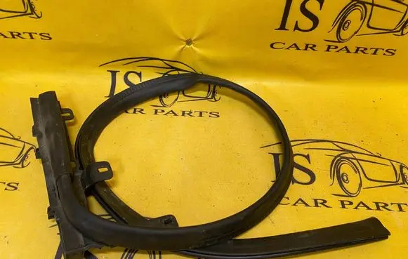 Mercedes-Benz CLS W257 Engine compartment rubber A2138310600 A2138870098
