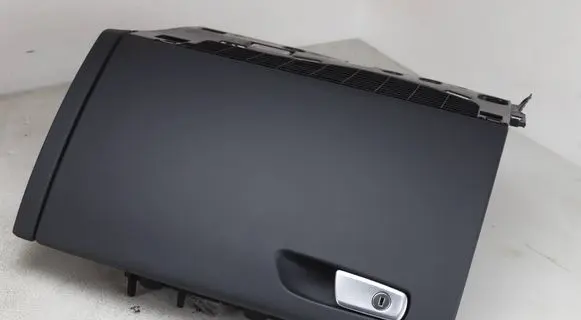 Audi Q5 SQ5 Glove box set 8R1857035F 8R1880302D