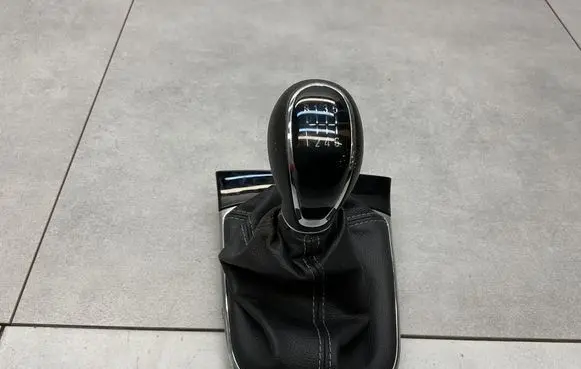 Opel Mokka X Gear lever shifter trim leather/knob 