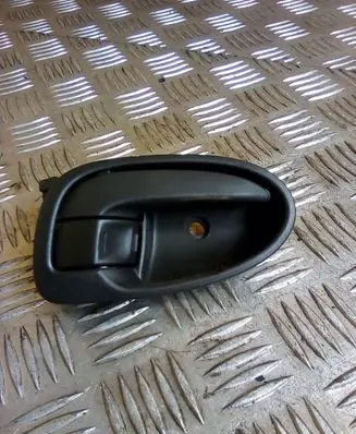 Toyota Yaris Front door interior handle 692050D100