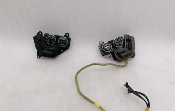 Mercedes-Benz SL R230 Seat control switch A2308211251