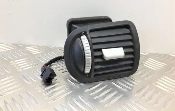 Porsche Cayenne (9PA) Dashboard side air vent grill/cover trim 7L5819703A
