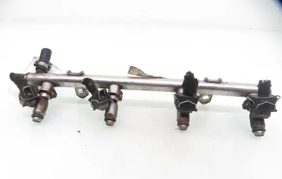 Mercedes-Benz Vaneo W414 Fuel main line pipe A0006249 96614003