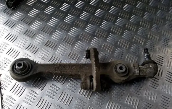 Volkswagen PASSAT B5.5 Front control arm 4B3407155A