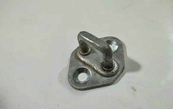 Toyota Avensis Verso Rear door lock loop/hook striker 