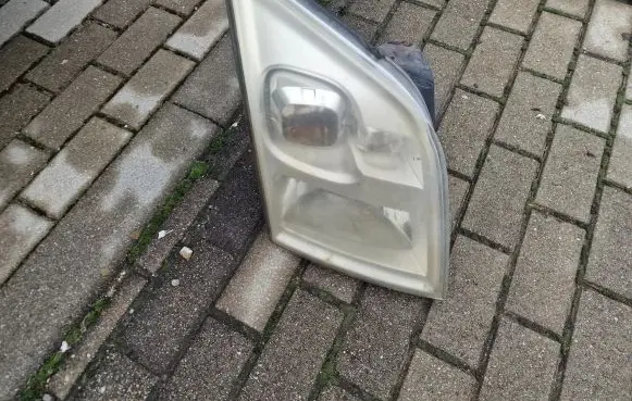 Ford Transit Headlight/headlamp