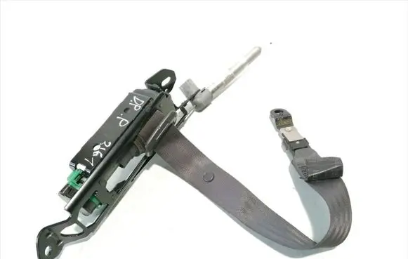 Volvo S60 Front seatbelt 30662993