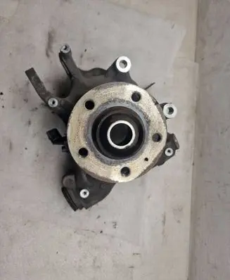 Audi A8 S8 D4 4H Rear wheel hub 4H0505436D