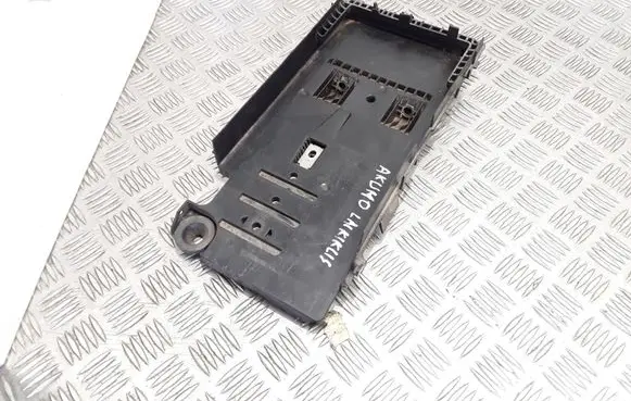 Ford Mondeo MK IV Battery tray 6G9110723A