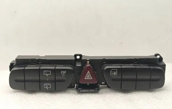 Mercedes-Benz C W203 Hazard light switch 2038218258 3306370200 20413754001
