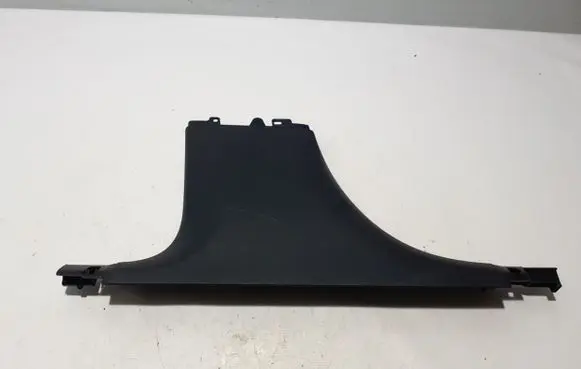 (B) pillar trim (bottom)