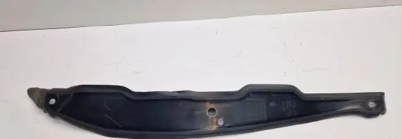 Maserati Ghibli Fender end trim 670001706 24143 PP5060
