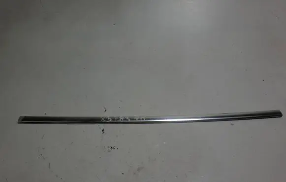 BMW X3 E83 Rear side glass trim