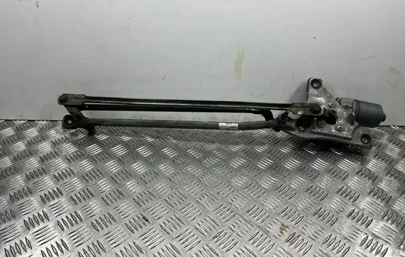 Front wiper linkage and motor