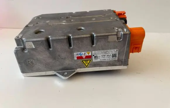 Cupra Formentor Battery charger (optional) 5QS915684H