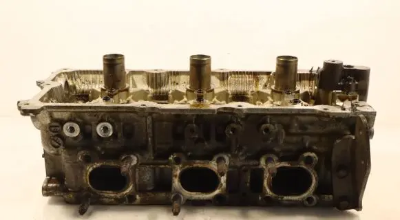 Nissan Murano Z50 Engine head RCD72R