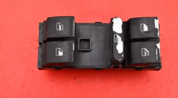 Volkswagen PASSAT B5.5 Electric window control switch 1K4959857