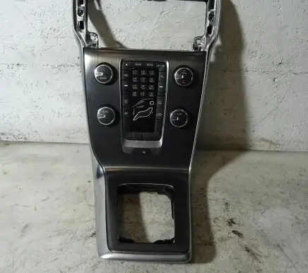 Volvo V40 Climate control unit 31288104